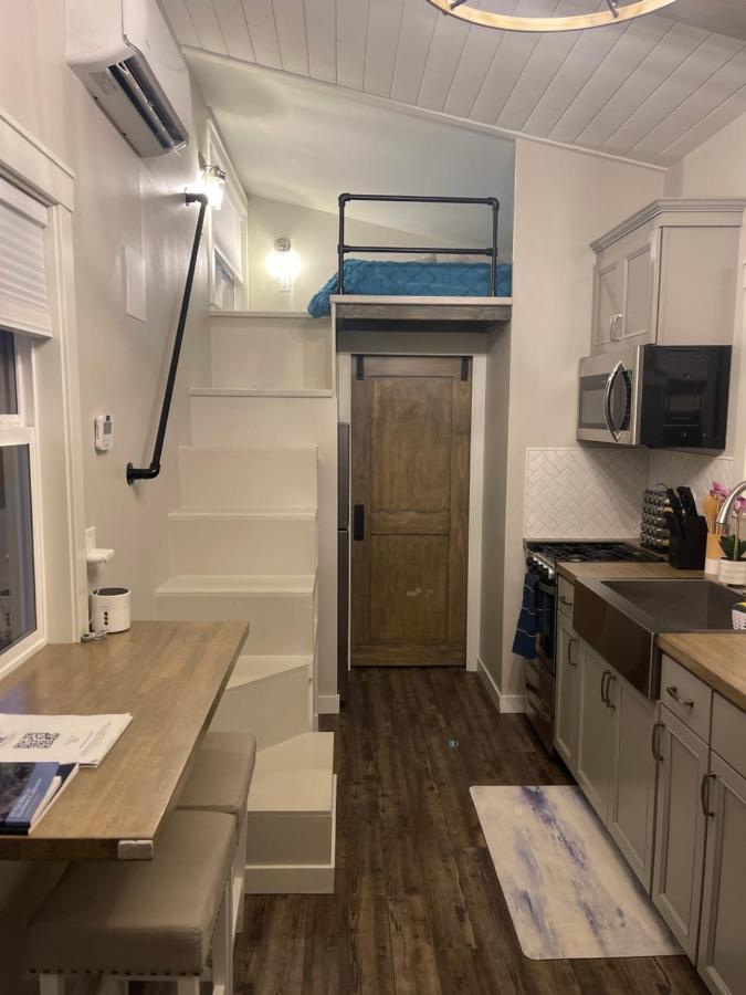 Casavagos Tiny House *